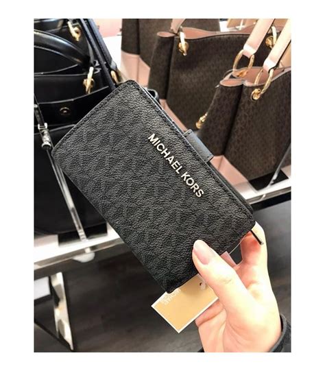 dompet Michael Kors